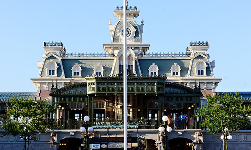 Walt Disney World Railroad Train Station – Magic Kingdom • Fairytale  Weddings Guide