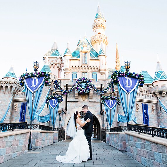 A Very Merry Christmas From Disney Weddings Disney Weddings